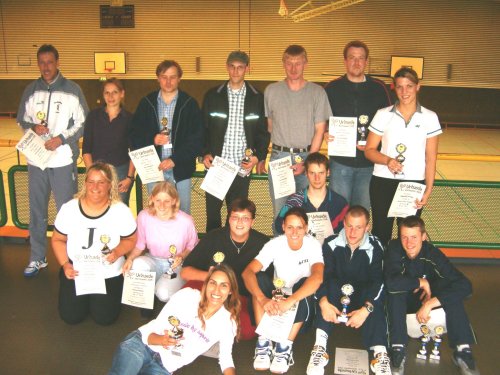 Die erschöpften Sieger vom Sonntag in den Doppeln Die erschöpften Sieger vom Sonntag in den Doppeln