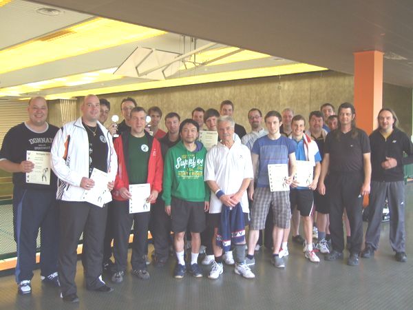 Am Sonntagabend war der zweite Tag des Welfenpokals vorüber. Die letzten haben noch bis zu den Entscheidungsspielen in den Herrendoppeln ausgeharrt. Am Sonntagabend war der zweite Tag des Welfenpokals vorüber. Die letzten haben noch bis zu den Entscheidungsspielen in den Herrendoppeln ausgeharrt.